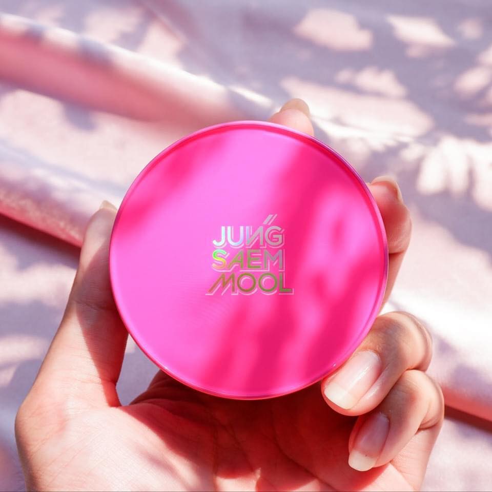 JUNG SAEM MOOL,JUNG SAEM MOOL Welcome Pink Essential Skin Nuder Cushion spf50+/pa+++ #21 Medium 14gx2,JUNG SAEM MOOL Welcome Pink Essential Skin Nuder Cushion,JUNG SAEM MOOL Welcome Pink Essential Skin Nuder Cushion review,JUNG SAEM MOOL Welcome Pink Essential Skin Nuder Cushion รีวิว,JUNG SAEM MOOL Welcome Pink Essential Skin Nuder Cushion ราคา,JUNG SAEM MOOL Welcome Pink Essential Skin Nuder Cushion ดีไหม,