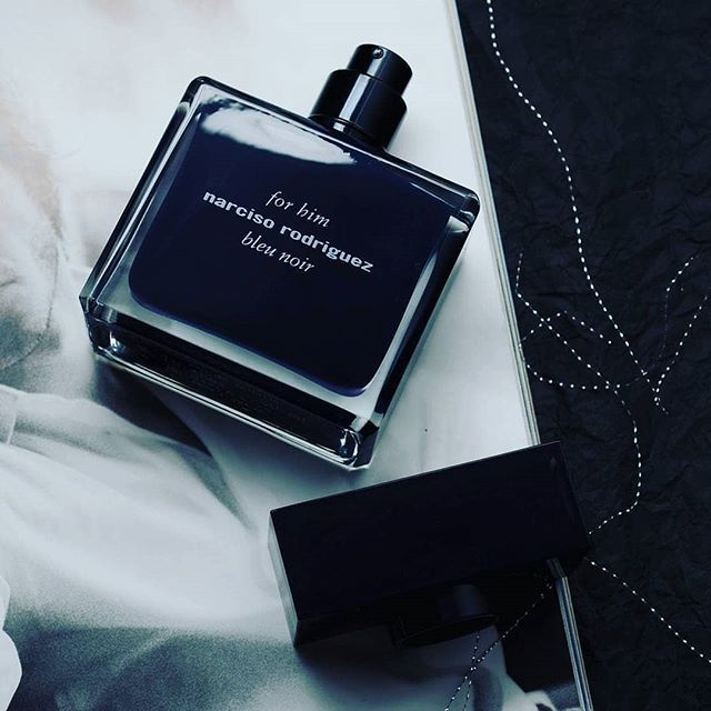 Narciso Rodriguez, Narciso Rodriguez รีวิว, Narciso Rodriguez ราคา, Narciso Rodriguez For Him Bleu Noir, Narciso Rodriguez For Him Bleu Noir Eau De Toilette, Narciso Rodriguez For Him Bleu Noir EDT, Narciso Rodriguez For Him Bleu Noir Eau De Toilette รีวิว, Narciso Rodriguez For Him Bleu Noir Eau De Toilette 1ml, น้ำหอม, น้ำหอมผู้ชาย, น้ำหอม Narciso Rodriguez